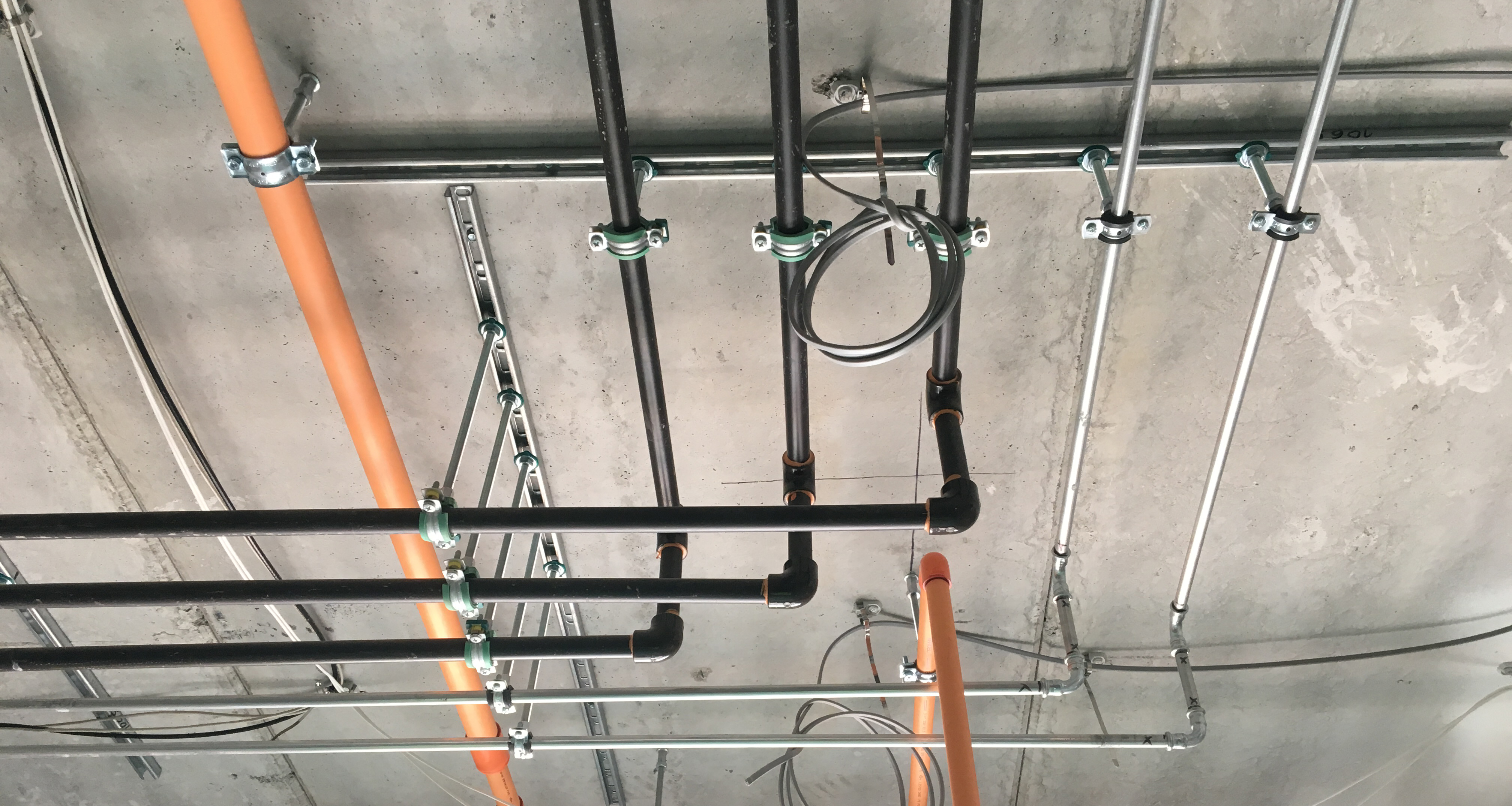 pipe support