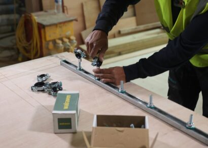 Walraven RapidRail® delivers fast and convenient pipework installation