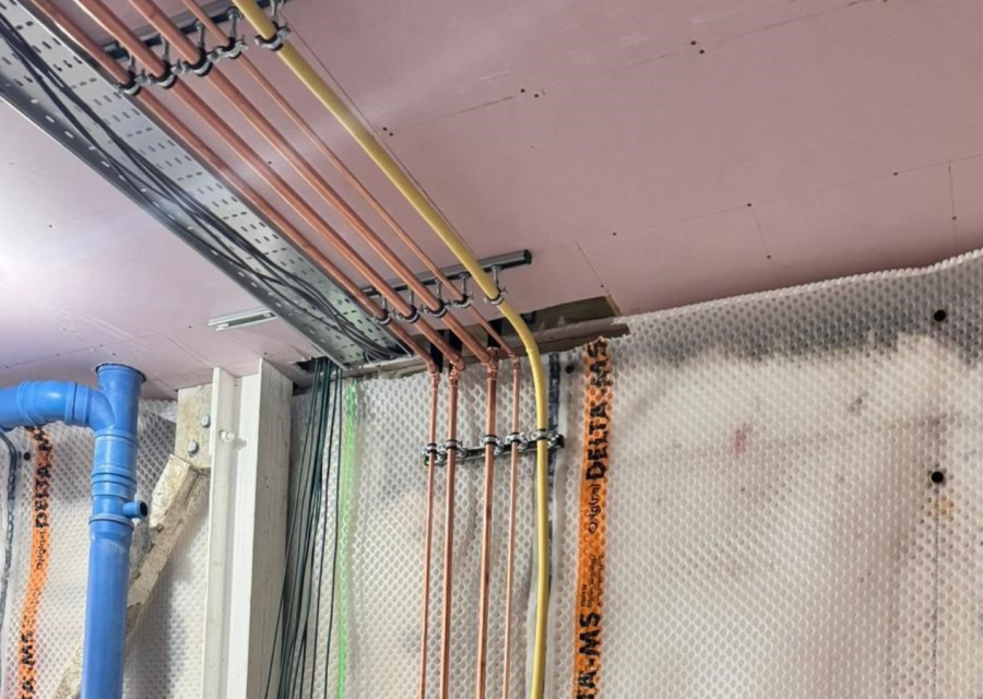 Efficient-pipework-installation-with-walraven-rapidRail-3
