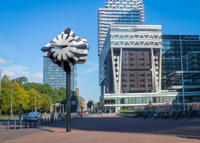 Het oplossen van de hoogbouw uitdaging van een van de hoogste gebouwen in Den Haag