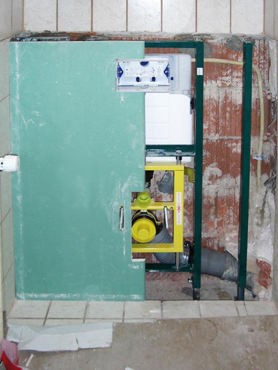 BIS Vario® WC beim Einbau