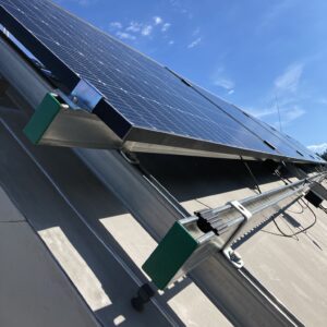 solarni panely konstrukce